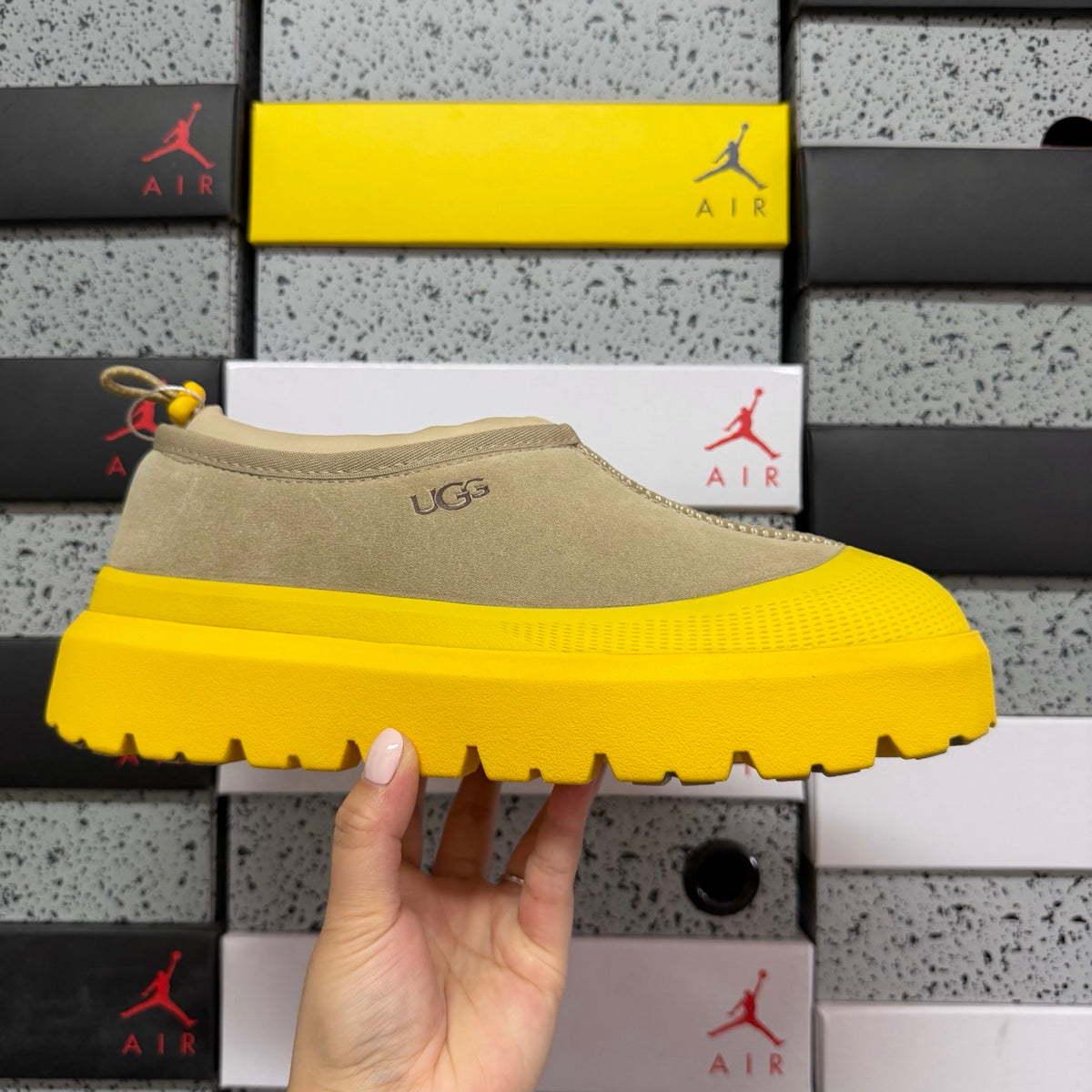 Tasman Low-Cut Snow Boots in Yellow – Shearling-Style Winter Boots (EU Sizes 39–44)