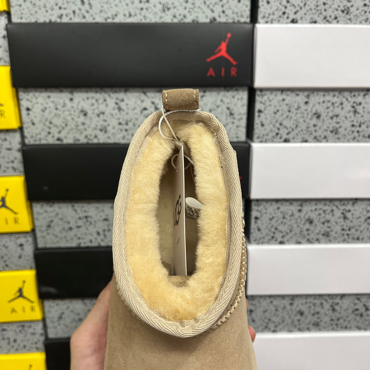 Mini Low-Shaft Snow Boots in Sand – Compact Winter Boots (EU Sizes 35–44)