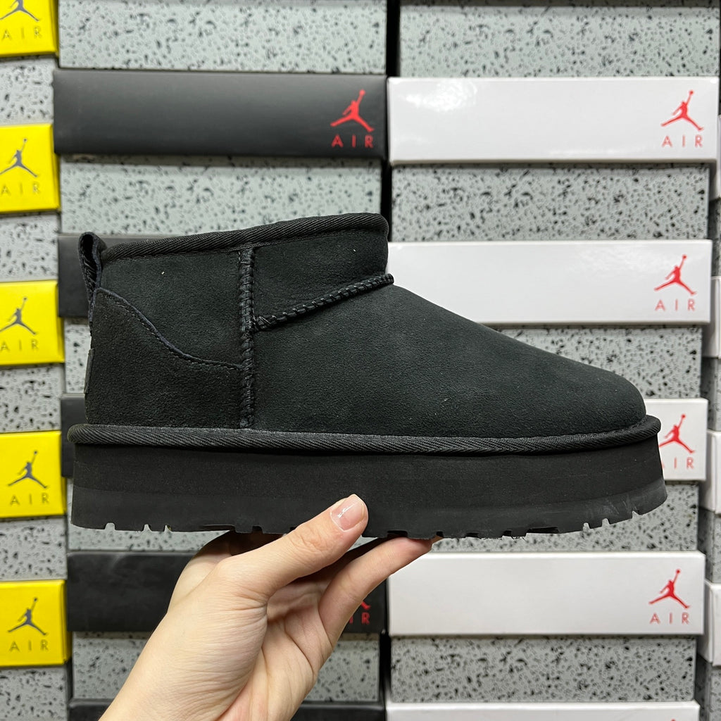 Heeled Snow Boots in Black – 3cm Heel Winter Boots (EU Sizes 35–40)