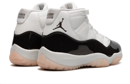 Air Jordan 11 'Neapolitan' – Women's Sneakers AR0715-101