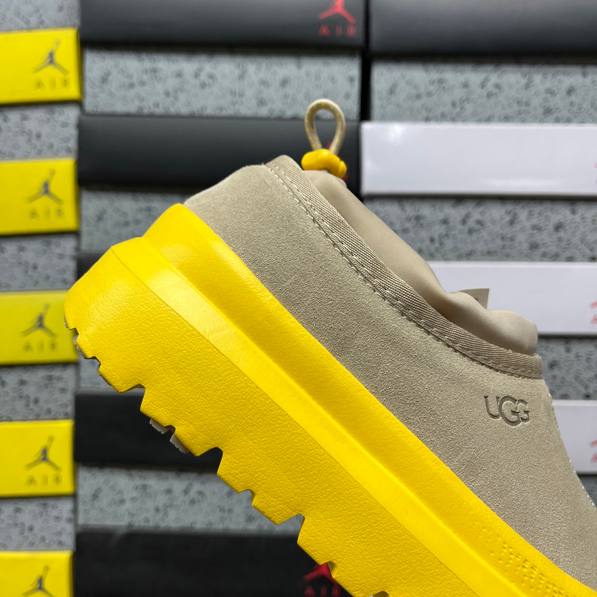 Snow Boots in Yellow – Wide Size Range Winter Boots (EU Sizes 35–45)