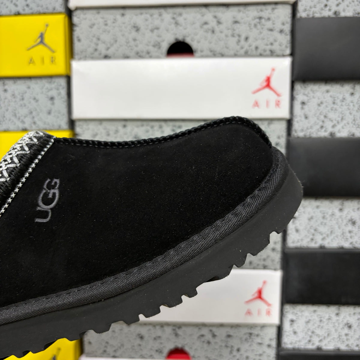 Tatz Folk-Style Snow Boots in Black – Flat Sole Winter Boots (EU Sizes 35–44)