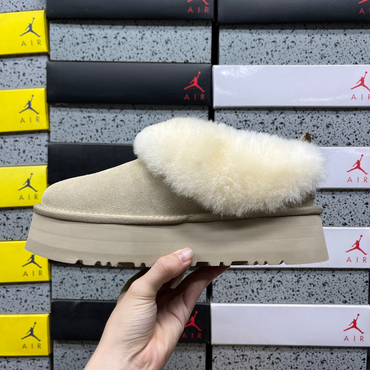 Snow Boots in Sand – Cozy Winter Boots (EU Sizes 35–40)