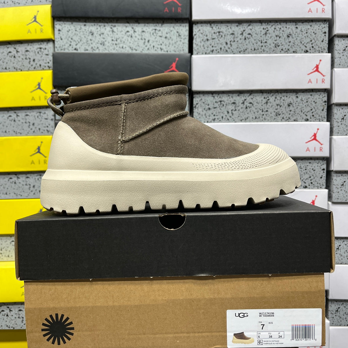 Snow Boots in Chestnut – Warm Winter Boots (EU Sizes 35–45)