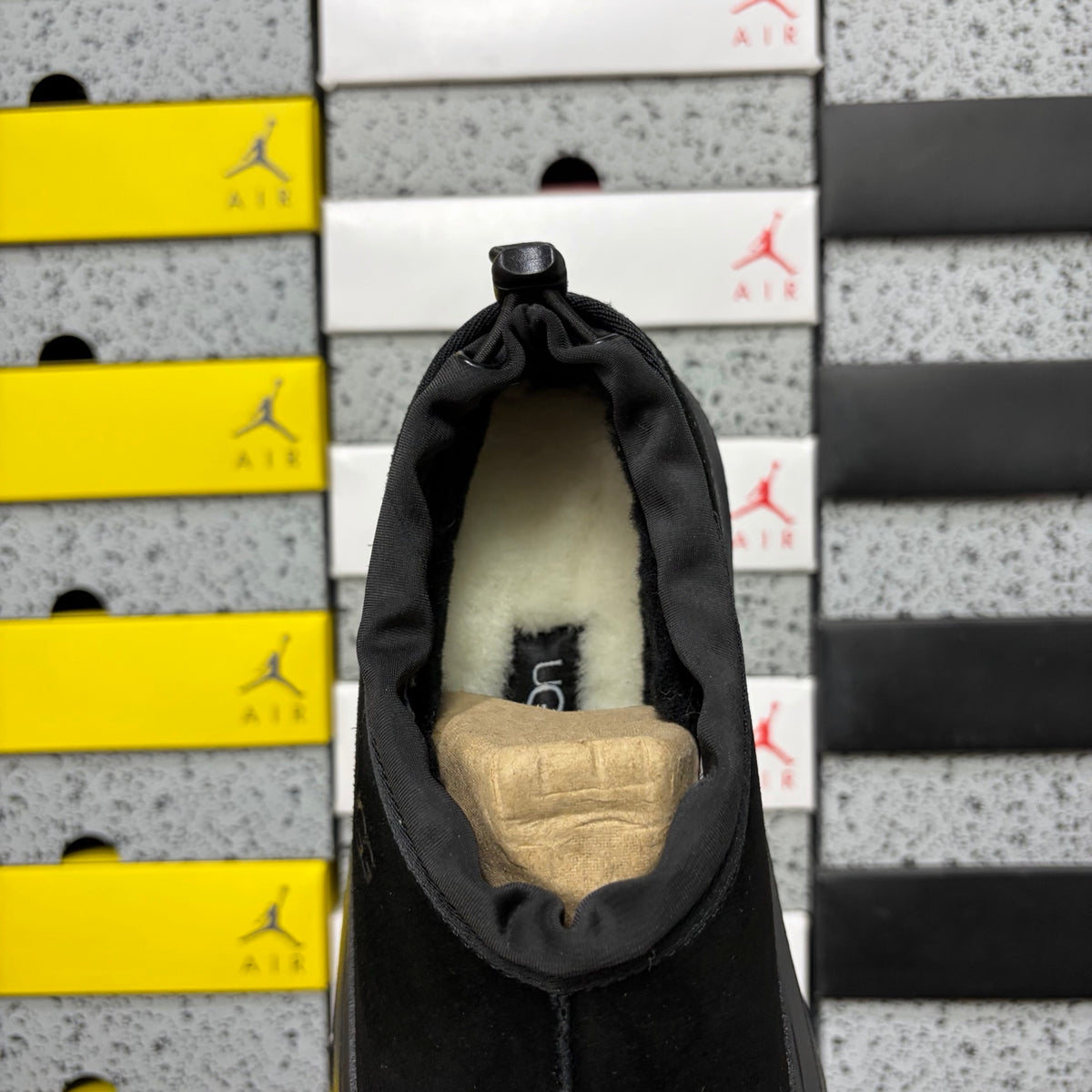 Tasman Low-Cut Snow Boots in Black – Shearling-Style Winter Boots (EU Sizes 39–44)