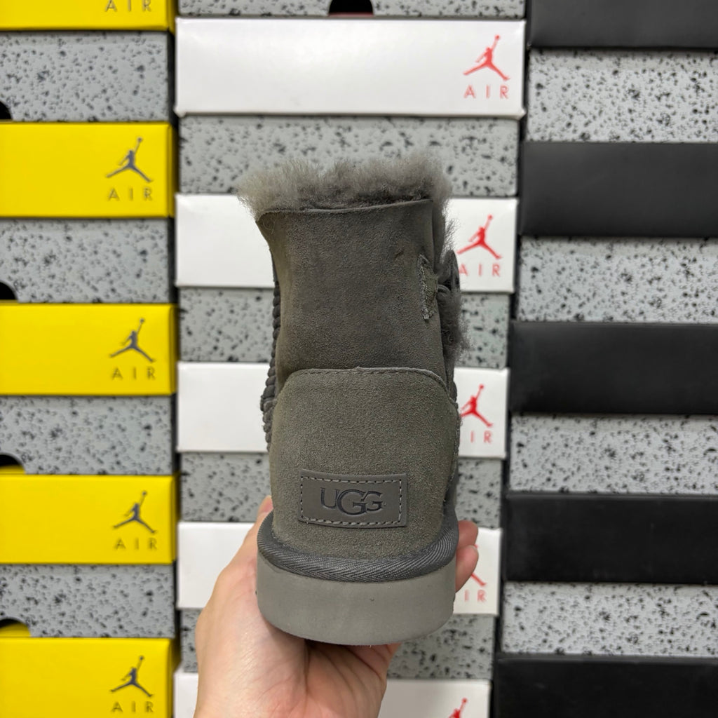 Mid-Calf Boots with Wooden Buckle – Grey (6422) | Sizes 35–40