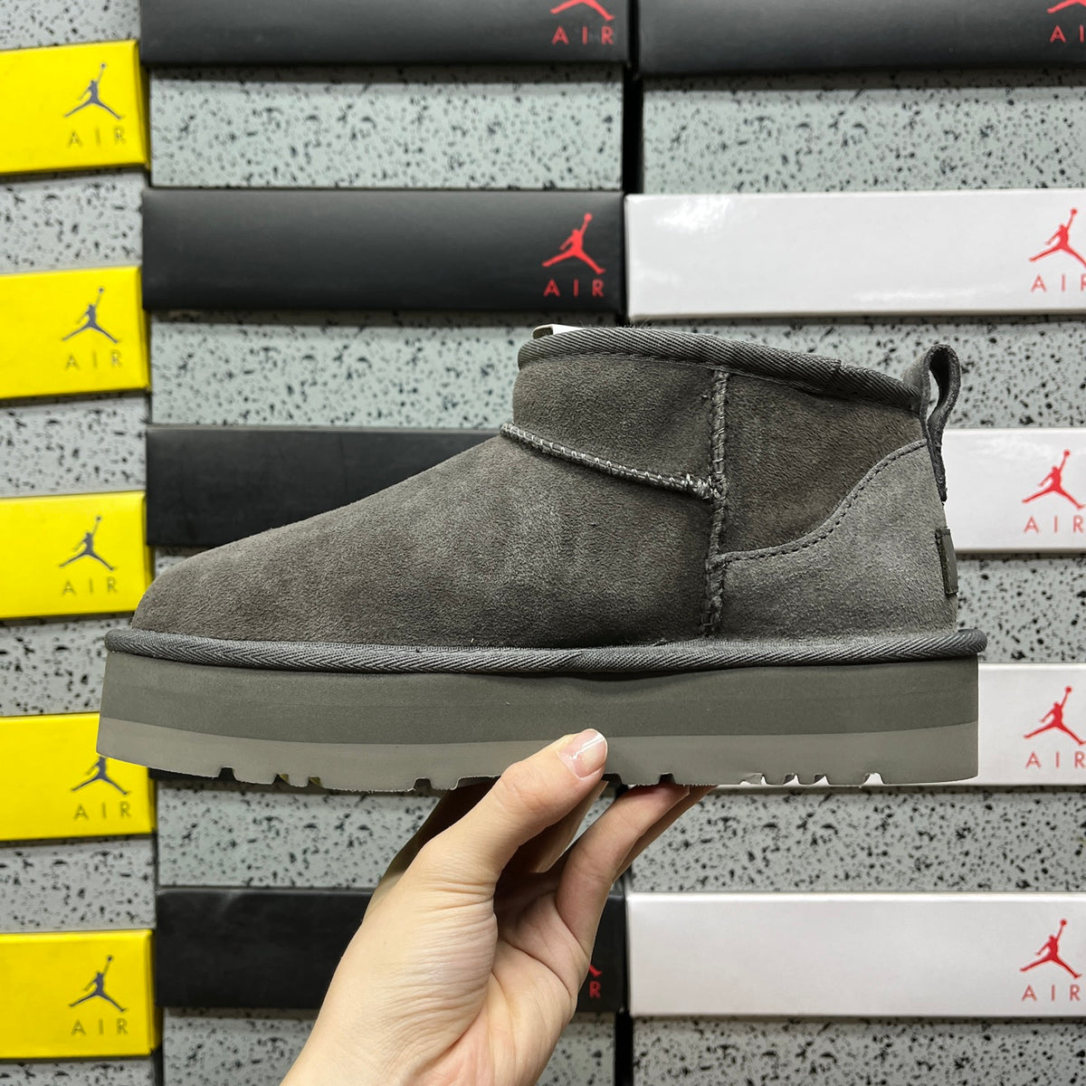 Heeled Snow Boots in Grey – 3cm Heel Winter Boots (EU Sizes 35–40)