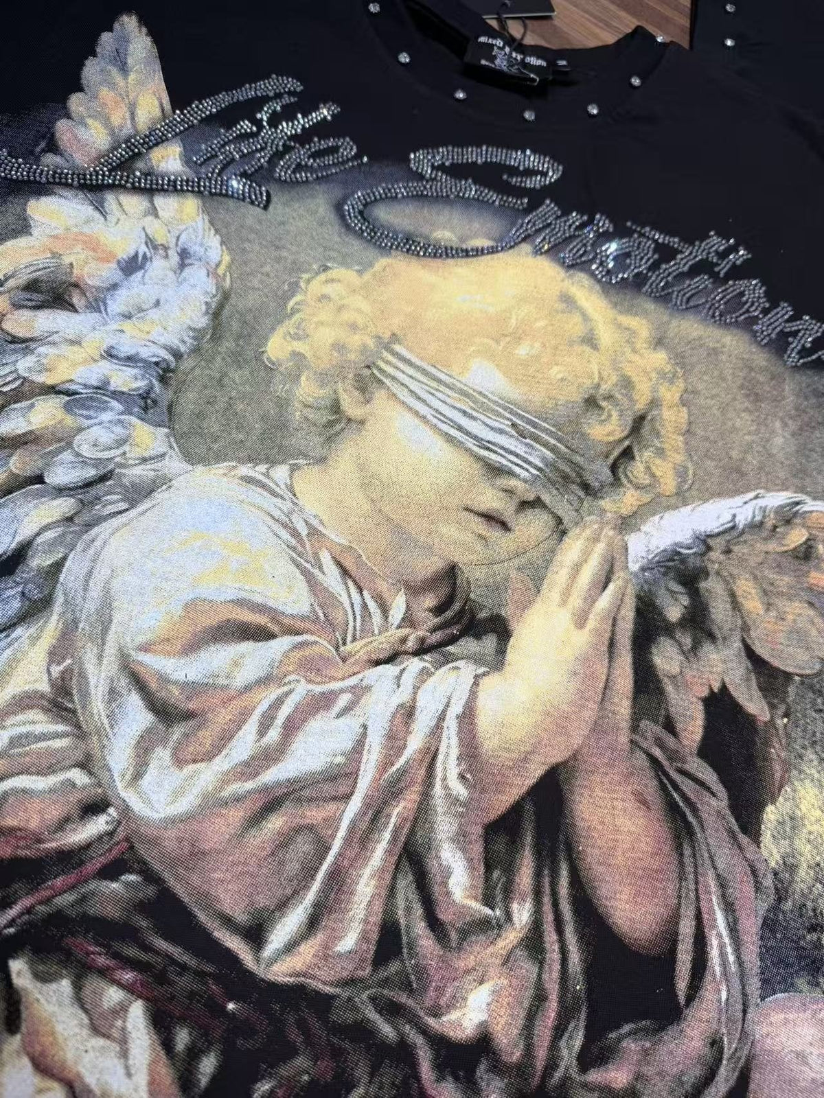 MIXED EMOTION Angel Graphic Studded-Trim T-Shirt