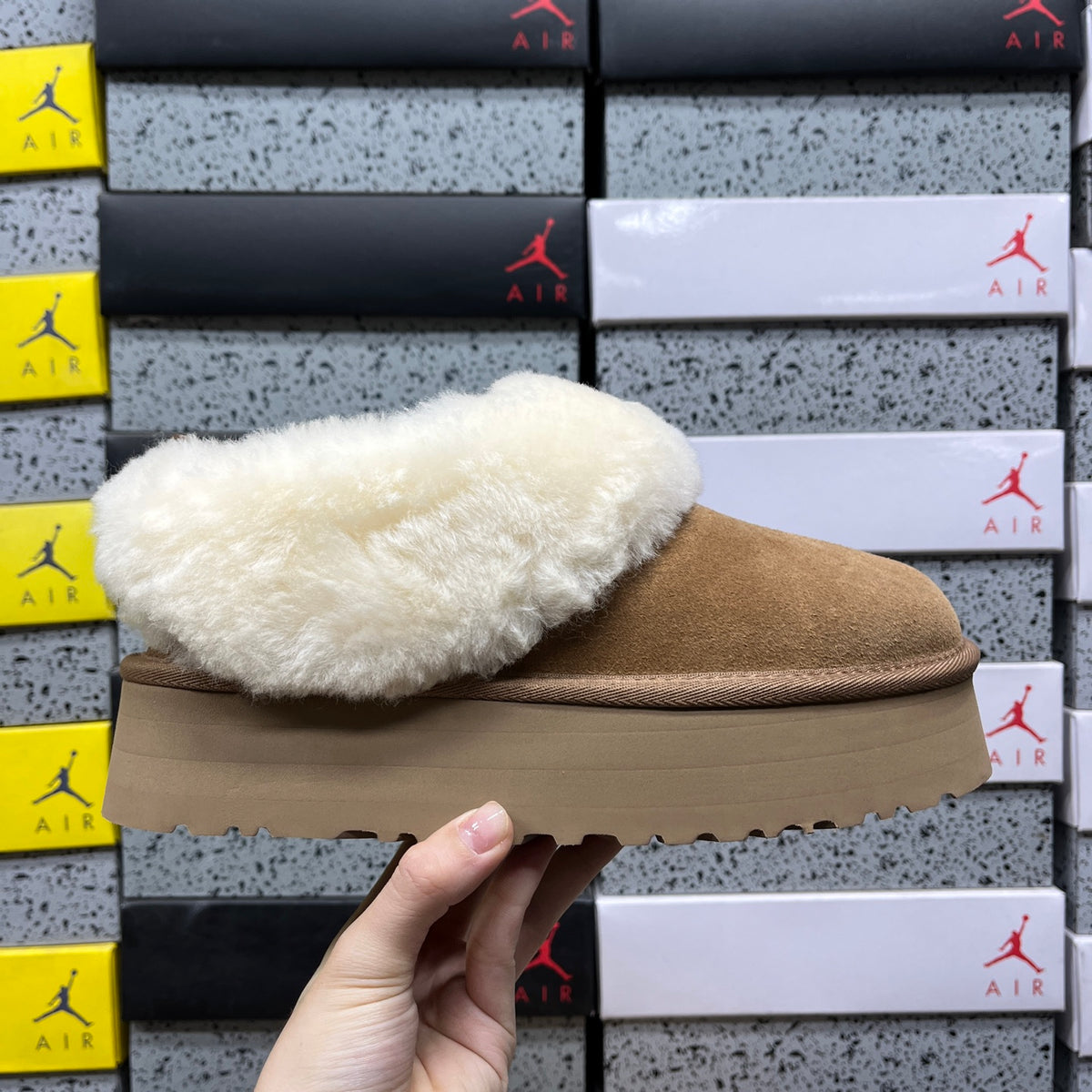 Snow Boots in Chestnut – Cozy Winter Boots (EU Sizes 35–40)