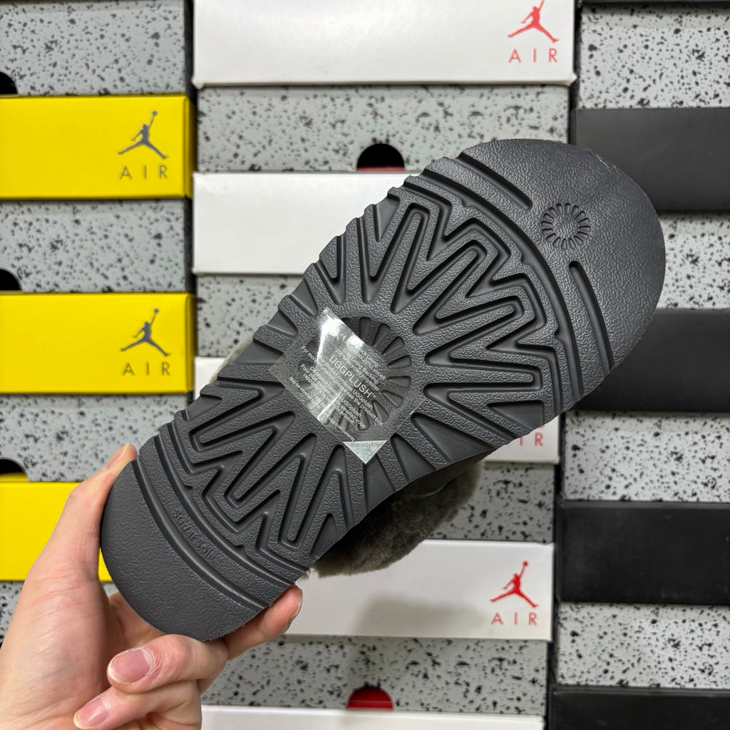 3cm Star Slide Slippers – Grey (2550) | Sizes 35–40