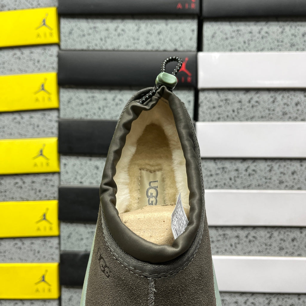 Snow Boots with Mint Green Sole – Wide Size Range Winter Boots (EU Sizes 35–45)