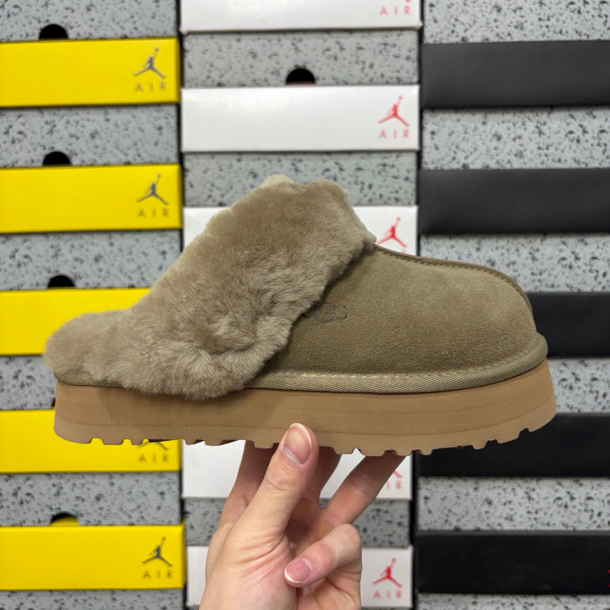 3cm Star Slide Slippers – Antelope Brown (2550) | Sizes 35–40