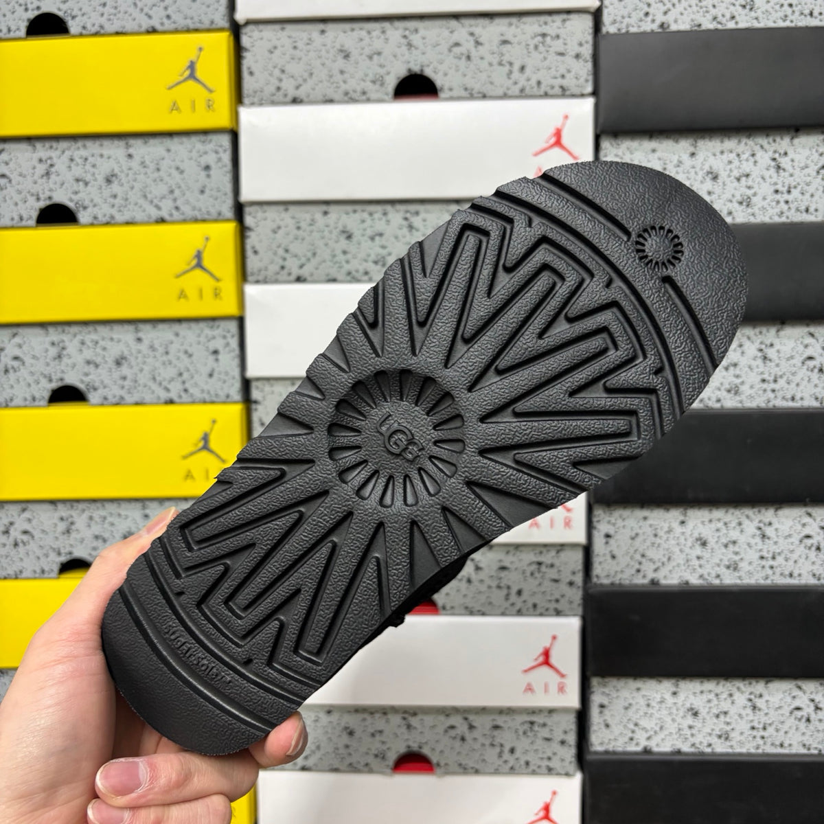 5cm Slide Slippers – Black (5092) | Sizes 35–40