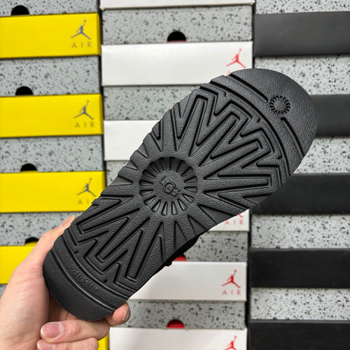 5cm Slide Slippers – Black (5092) | Sizes 35–40